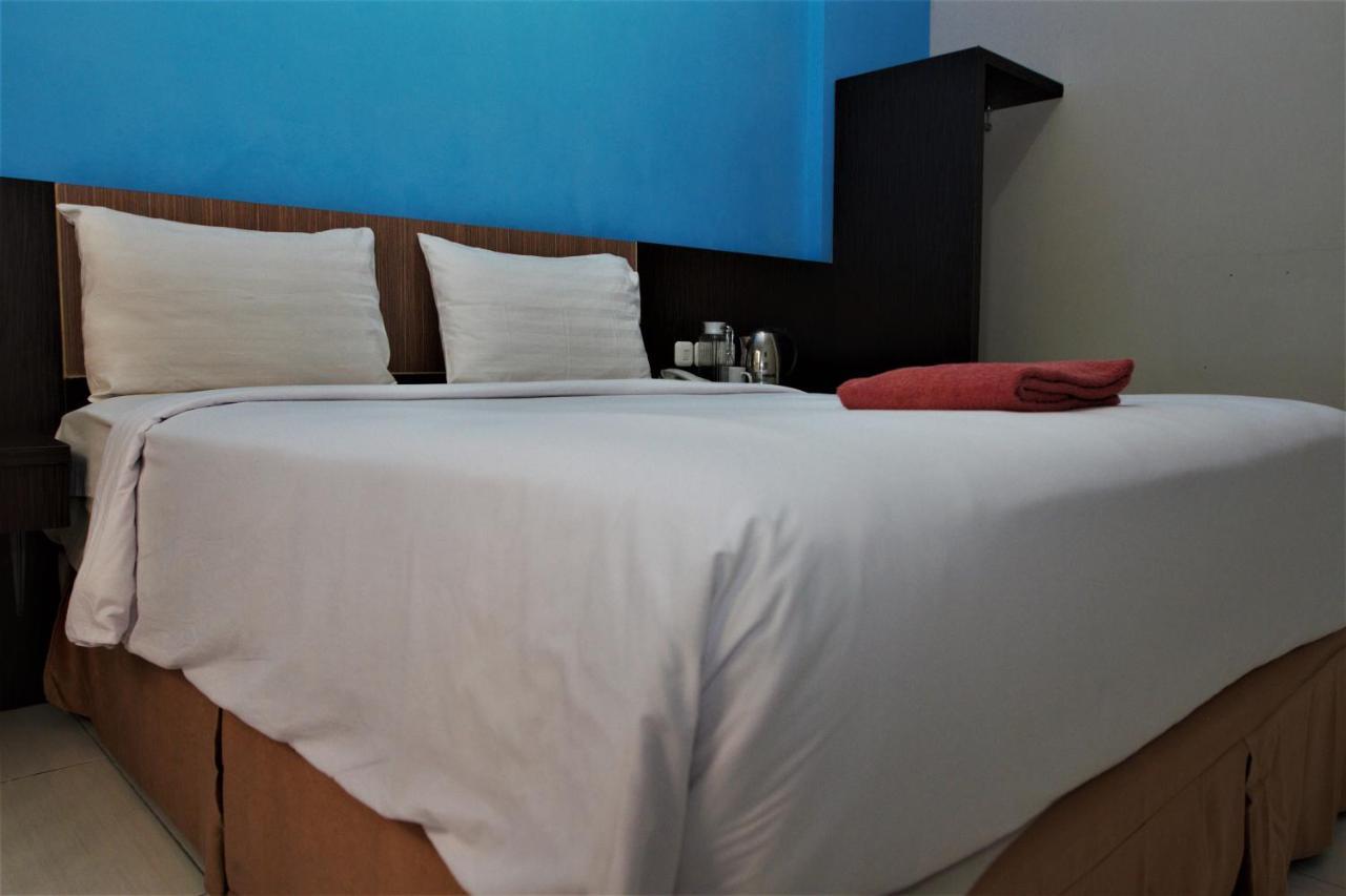 Nutana Hotel Mataram Exterior photo