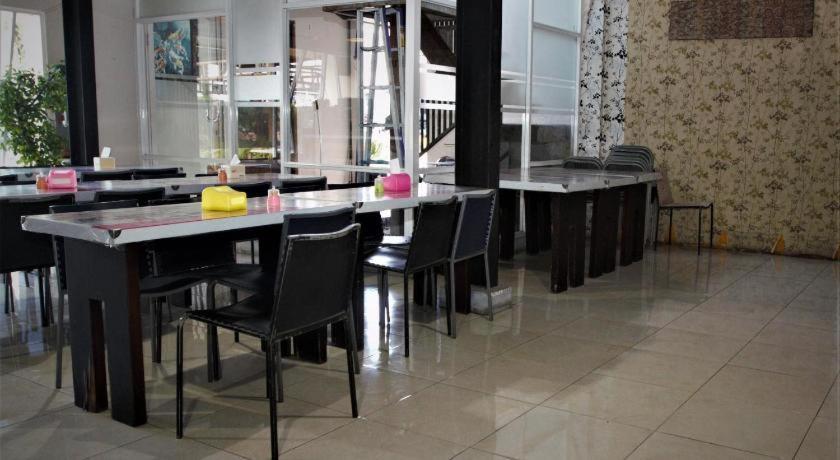 Nutana Hotel Mataram Exterior photo
