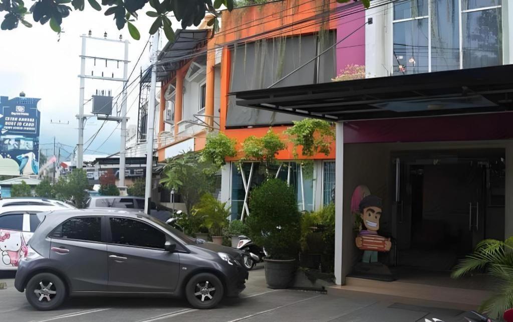 Nutana Hotel Mataram Exterior photo