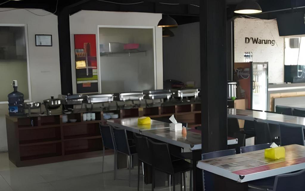 Nutana Hotel Mataram Exterior photo