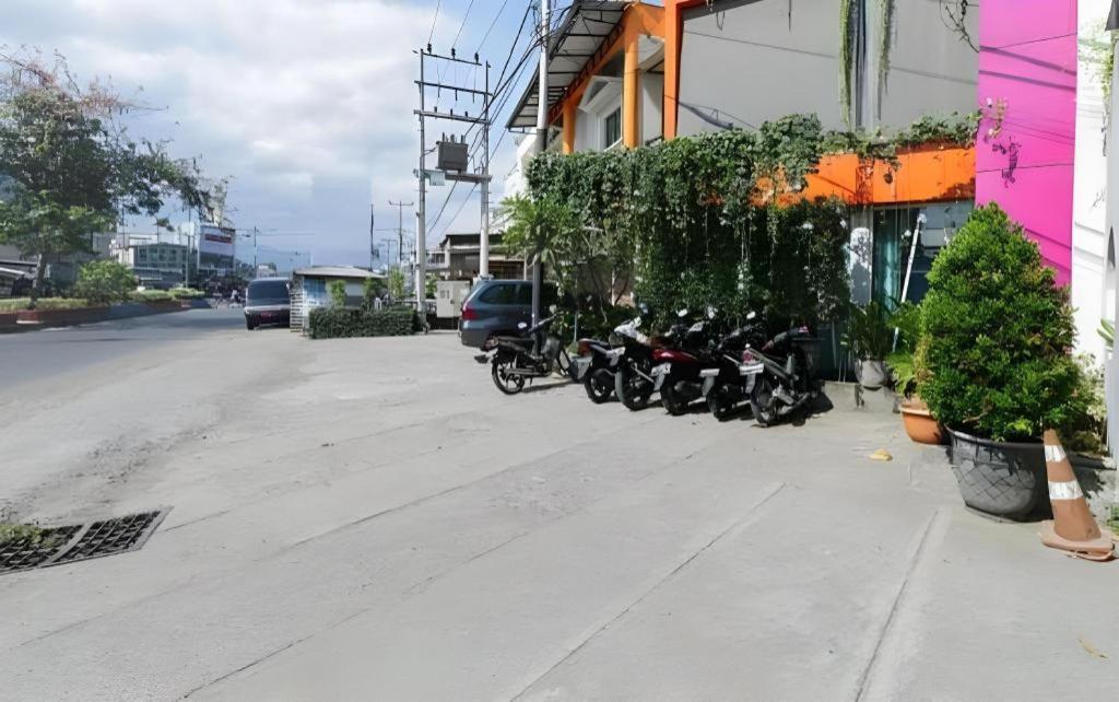 Nutana Hotel Mataram Exterior photo